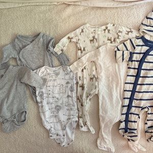 3-6 months bodies (H&M, carters) 6-9 months footies (gerber, chick pea)